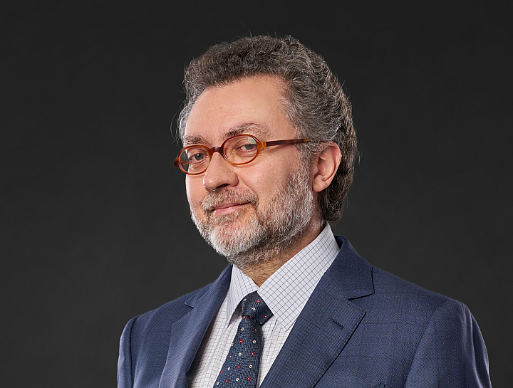 <b>Marcos</b> Augusto Perez